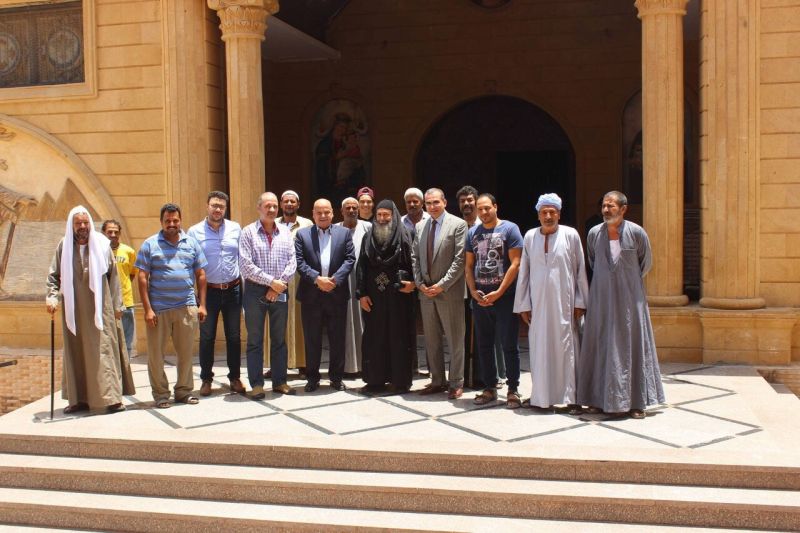 خالد صديق وأهالى منطقة زبالين 15 مايو