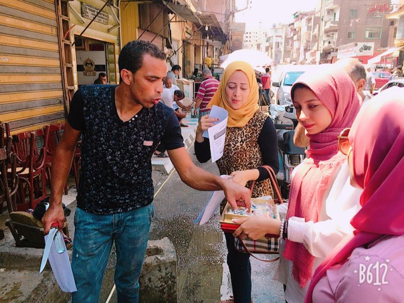 بالصور| حملة لتوعية عاملي المجاز بالدقهلية بعدم إلقاء مخلفات الذبح في البالوعات