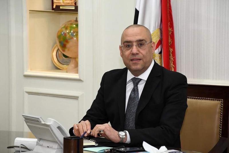 وزير الإسكان يتابع مشروع مجري العيون ويؤكد: تم الانتهاء من واجهات 75 عمارة