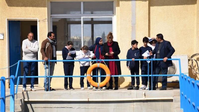 جهاز الشيخ زايد ينظم زيارة ميدانية لطلاب إحدى المدارس إلى محطة تنقية المياه بالمدينة