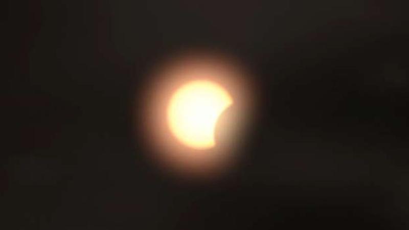 لو مش عايش في أمريكا.. طريقة رؤية كسوف الشمس يوم 8 أبريل