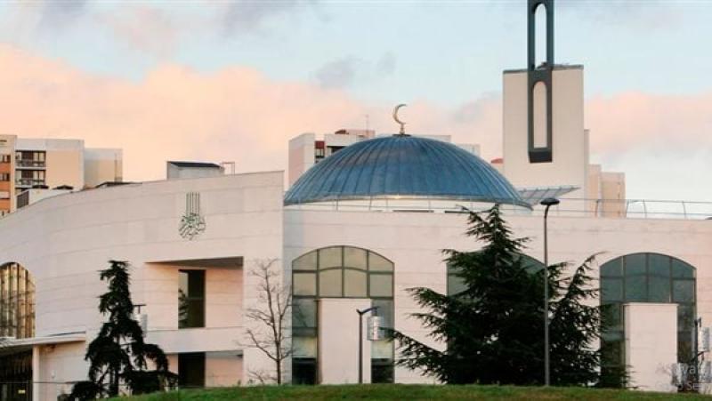 مسجد في فرنسا