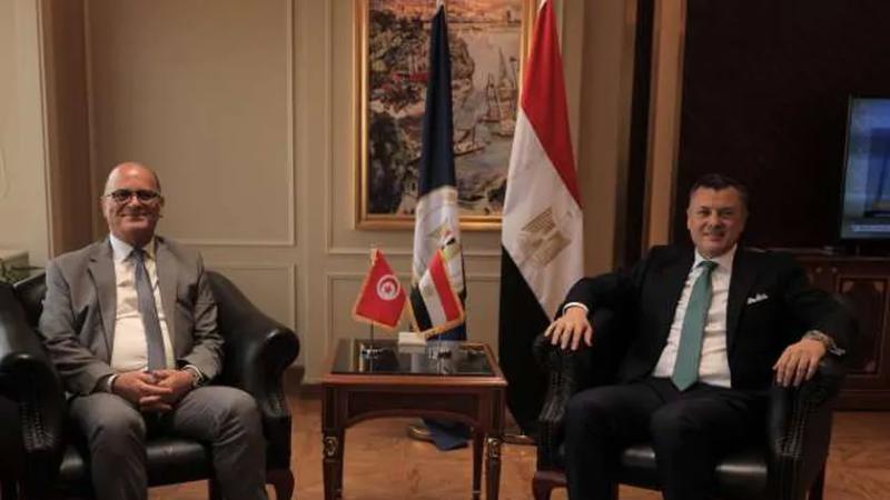 وزير السياحة يبحث آليات جذب التوانسة لزيارة مصر