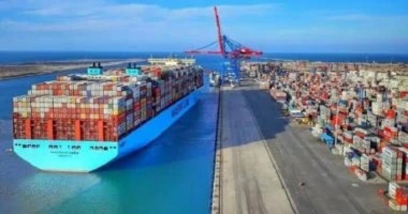 «اقتصادية قناة السويس» تستقبل ثالث سفن ميرسك بميناء شرق بورسعيد