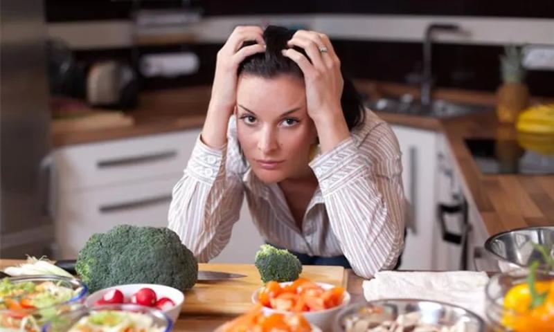 أكلات لتحسين الحالة المزاجية وتخفيف الضغط النفسي